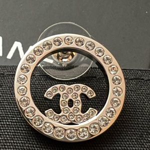 Chanel earrings silver crystal rhinestones NWT New 2022 box gift bag ribbon book